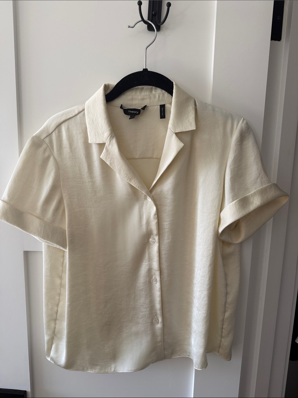 Theory Cream Short-Sleeve Button-Down Camp Collar Shirt